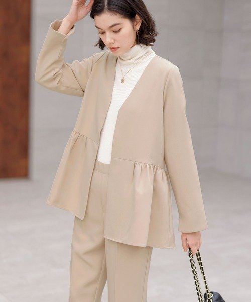 GeeRA（ジーラ） セットアップ 「2点セット」ノーカラーペプラムA