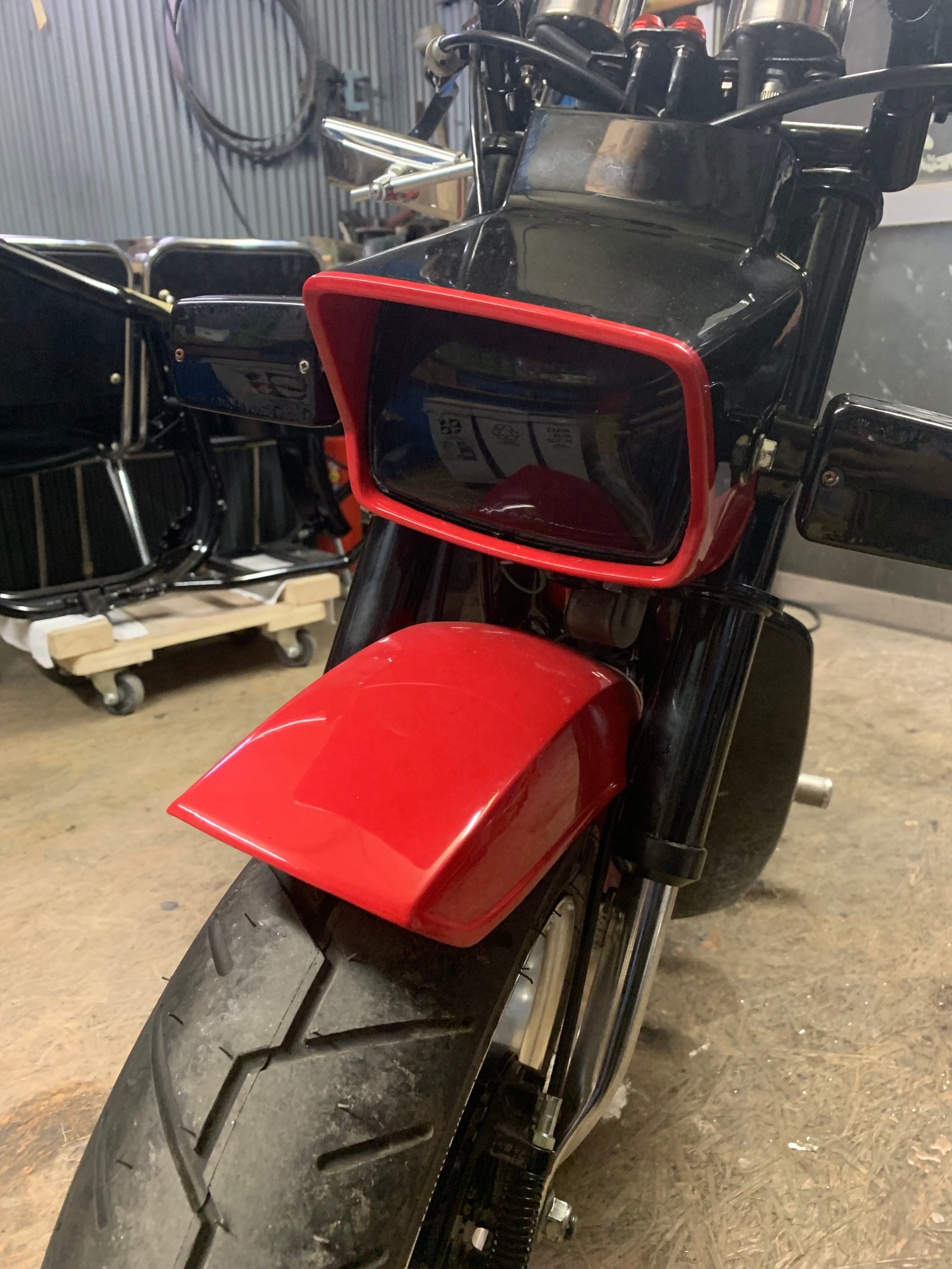 シャリー純正加工ロングノーズカウル承ります | REINSmotorcyclecustoms