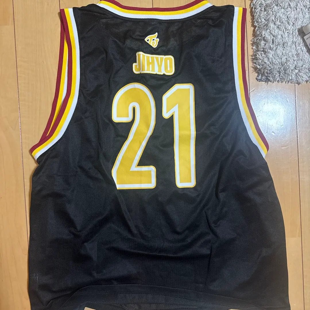 2026年最新】TWICE ユニフォーム ジヒョの人気アイテム - メルカリ