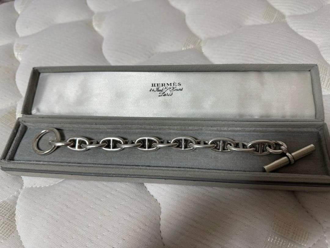 ヴィンテージ HERMES シェーヌダンクル 筆記体 GM12コマ 70s HERMES 《1970's筆記体刻印》シェーヌダンクル E1906 - メルカリ