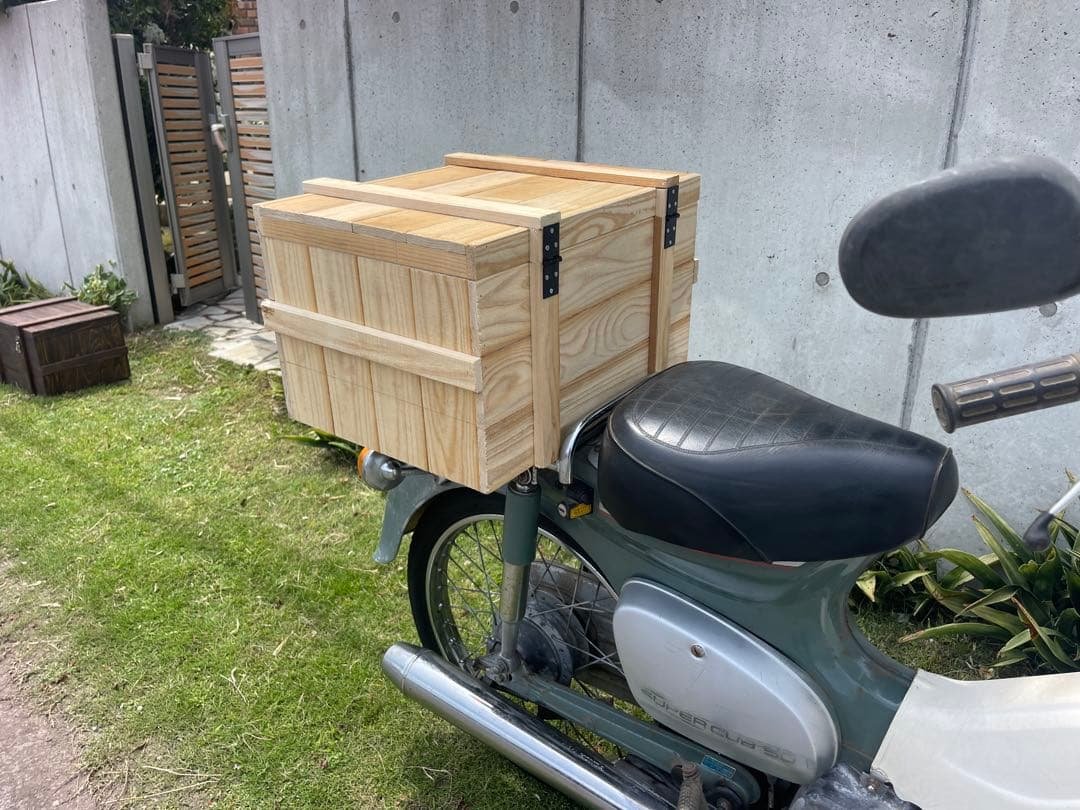 スーパーカブ ハンターカブなどに！！木製レトロリアボックス - メルカリ