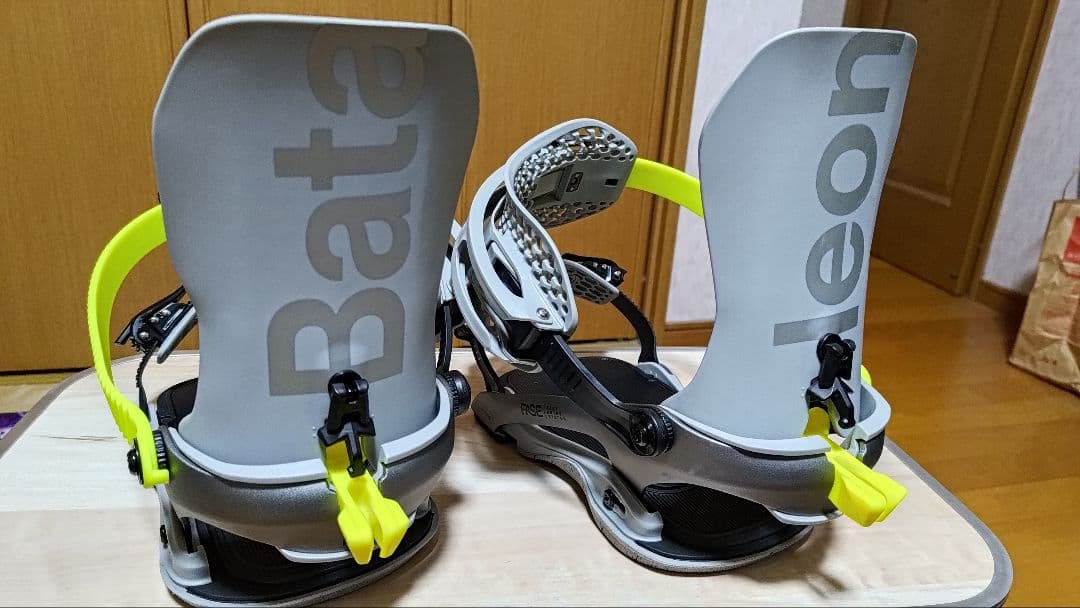 BataLeon　バタレオン　FASE Bataleon Blaster Fase Asymwrap Snowboard Bindings 2026