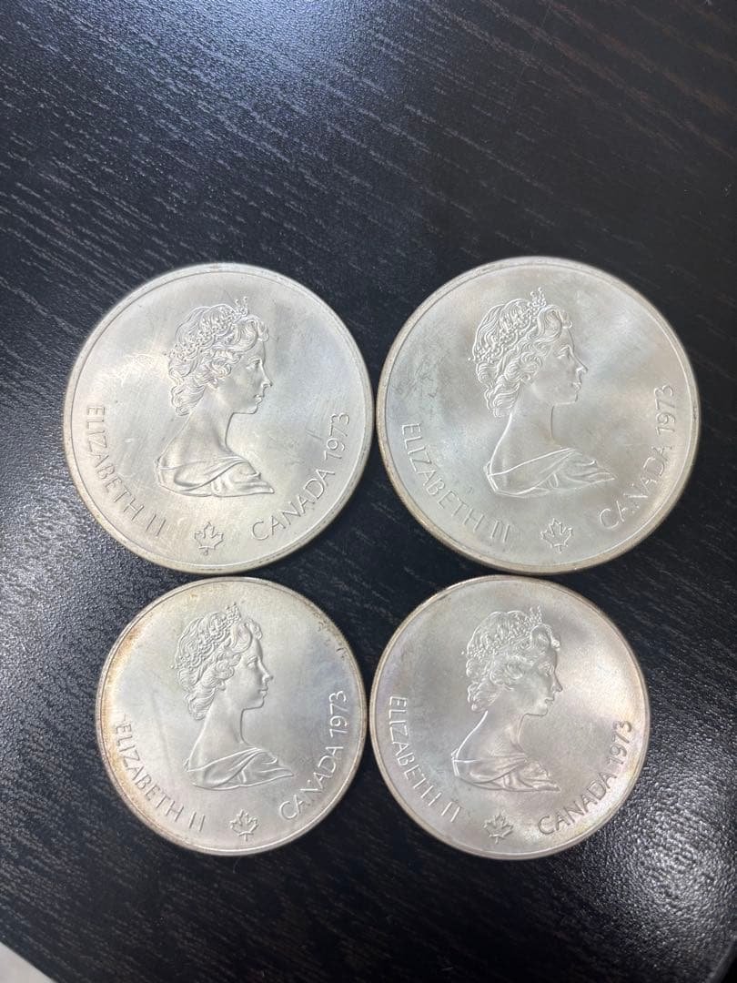 カナダ エリザベス女王 記念セット　4枚 楽天市場】カナダ 6枚貨幣セット (内銀貨5枚) 未使用 エリザベス女王