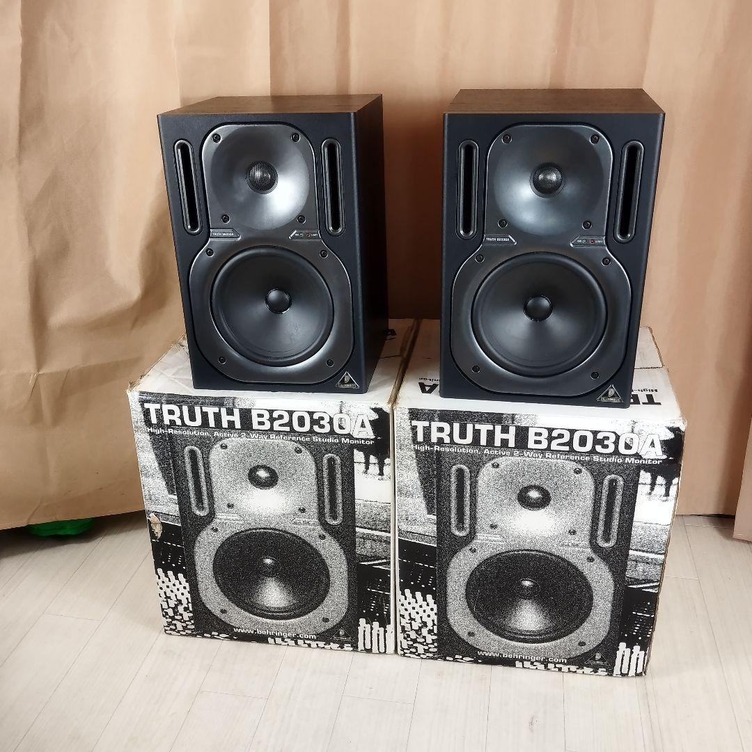 スタジオモニタースピーカー 　TRUTH B2030A BEHRINGER B2030A TRUTH - 製品一覧 - ベリンガー公式ホームページ